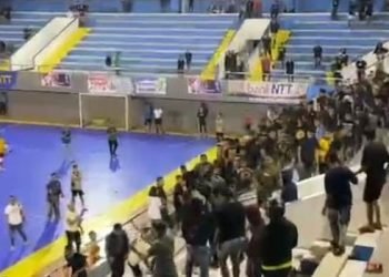 Suporter Futsal Polda NTT dan Soe Ricuh, Kota Kupang Mencekam