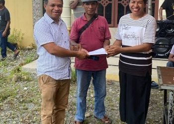 Flobamora Mimika Serahkan Bantuan Duka untuk Warga Ngada Korban Penembakan KKB