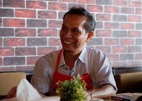 Luky Mahakena, S.Sos., M.Si, Ketua FKDM Mimika. (Foto: Ist./Koranpapua.id)