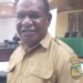 Paulus Yanengga, Kepala Disnakertrans Mimika. (Foto : Redaksi/Koranpapua.id)