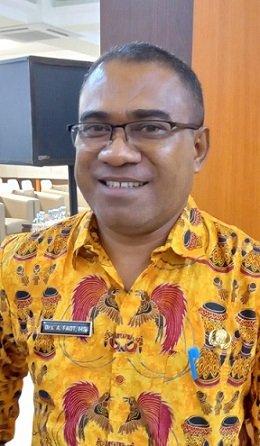 Drs. Ananias Faot, M.Si, Kepala BKPSDM Mimika. (Foto : Redaksi/Koranpapua.id)