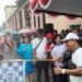 Asisten 3 Setda Mimika, Hendriette Tandiyono membuka pawai HUT RI ke 78 kategori TK dan SD (Foto:Redaksi/Koranpapua.id)
