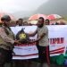 Penyerahan bahan makan bantuan Kapolri dan Kapolda Papua kepada warga Distrik Agandugume dan Distrik Lambewi, Puncak, Sabtu 12 Agustus 2023 ( foto Ist/ Koranpapua.id)