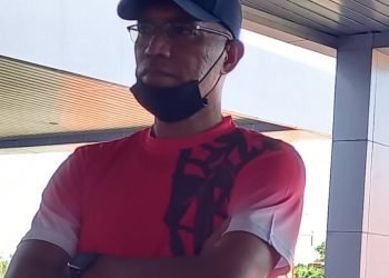 Yohanis Mandessy. (Foto : Redaksi/Koranpapua.id)