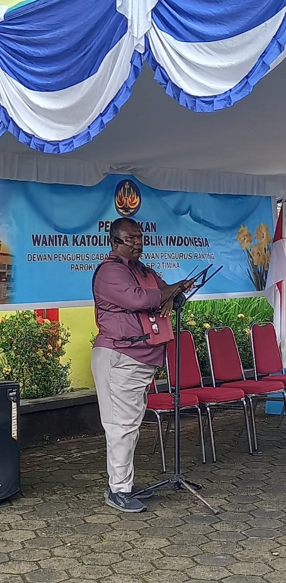 Bernolfus Welerubun, Ketua Dewan Paroki Santa Sisilia menyampaikan pesan bagi WKRI.