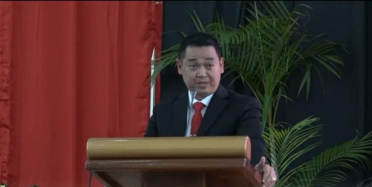 Pamit Tinggalkan Timika, Mantan Pj Bupati Valentinus Titipkan Pesan yang Mengesankan