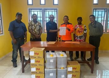 Freeport Serahkan Bantuan 520 Kg Bama untuk Korban Banjir dan Longsor di Baluni dan Jagamin