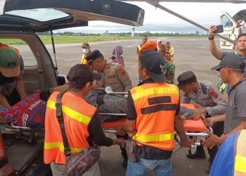 Pekerja Pembangunan Puskesmas Omukia Korban Penyerangan KKB Dievakuasi ke Timika  