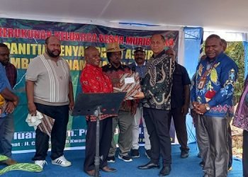 Keluarga Besar Murib Kulla Serahkan Aspirasi Pemberian Nama Jalan dan Tugu Pdt. Abdiel M. Tinal