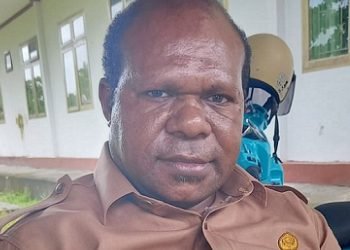 Obeth Tekege, Kabid Pencegahan dan Pengendalian Penyakit Dinkes Mimika. (Foto : Redaksi/Koranpapua.id)