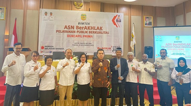 Disdukcapil Mimika Laksanakan Bimtek ASN BerAKHLAK