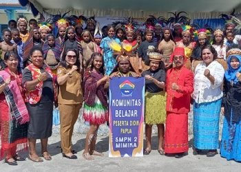 Jeni Usmani Targetkan Tahun 2025 Mimika Miliki Dokumen Kurikukum Merdeka Belajar 