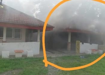 Bangunan Asrama Putra SDN Sentra Pendidikan yang terbakar, Sabtu 11 November 2023. (Foto : Ist./Koranpapua.id)