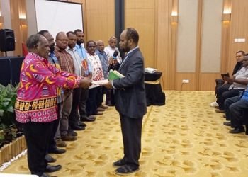 Pemkab Mimika Hibahkan Rp110 Miliar, Panitia Pembangunan Kantor Perwakilan Sinode Kingmi Papua Tengah Dilantik