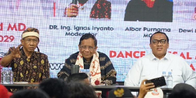Catatan dari Dialog Diaspora NTT dengan Cawapres Prof Mahfud MD