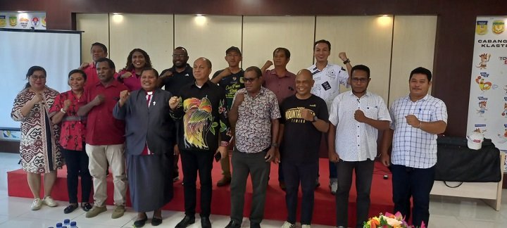 Gallery Foto Ibadah Syukur Keluarga Besar DLH Mimika