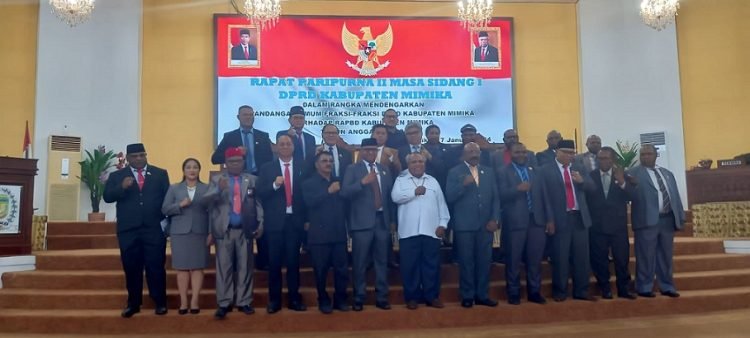Fraksi PDI P Soroti RAPBD Mimika 2024, Tidak Berpihak Rakyat Terkesan Menguntungkan Sekelompok Orang