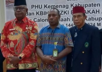 Lucas Yasi, Kepala Kantor Kementerian Agama Mimika Titip Empat Pesan untuk Calon Jemaah Haji