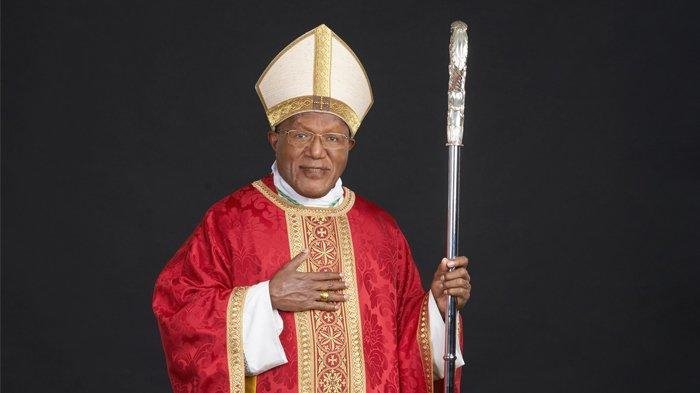 Uskup Yanuarius Minta Umat Katolik Bantu Korban Bencana Longsor Intan Jaya