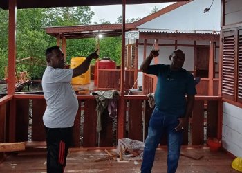 Apresiasi Pembangunan Rumah Layak Huni untuk Warga Kamoro, Ketua MRP-PPT: Pemda Mimika Perlu Lanjutkan Program Ini