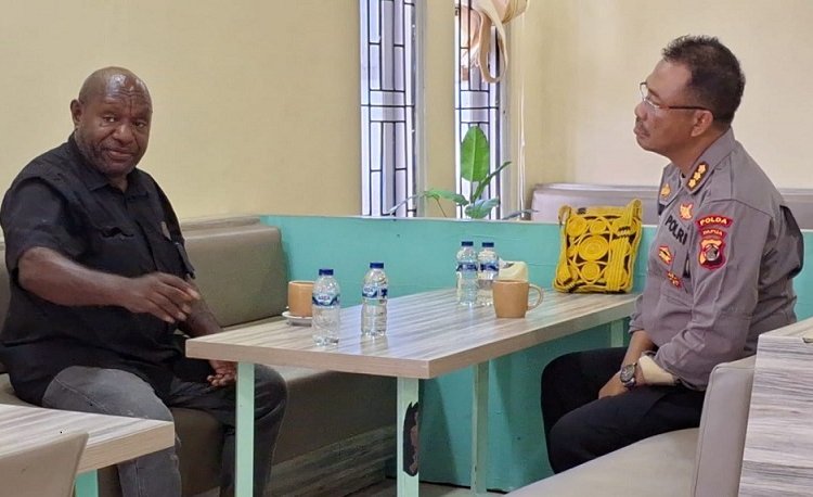 Jelang Rapat Pleno KPU Tingkat Provinsi, LO Polda Papua Bertemu Kepala Suku Besar Mee