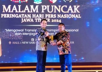 Sukses Bikin DPD RI Bertaji, LaNyalla Terima Special Award dari PWI Jatim