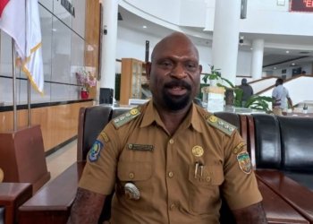 Kadistrik Mimika Timur Geram Puluhan Pegawai  Tidak Masuk Kantor Selama Berbulan-bulan