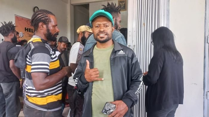 Minat Menjadi PPD di Mimika Cukup Tinggi, Puluhan Pelamar Rela Berdesakan Saat Mendaftar