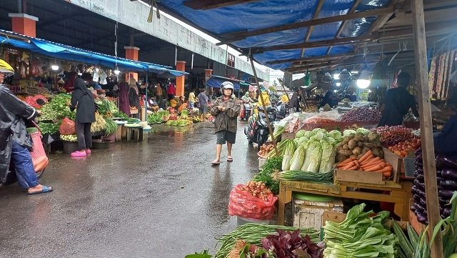 H-2 Idul Fitri, Harga Bumbu Dapur di Pasar Sentral Belum Stabil, Jahe Tembus Rp120 Ribu Per Kg