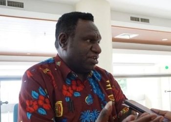 Curah Hujan Intensitas Tinggi, Pieter Edoway Ajak Warga Bersihkan Drainase dan Tertib Membuang Sampah