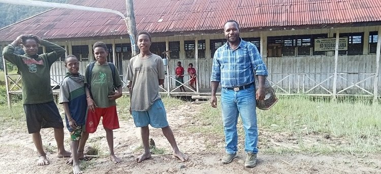 Disdik Kelola Rp1,38 Triliun, 1.000 Lebih Anak Amungme Tidak Mengeyam Pendidikan