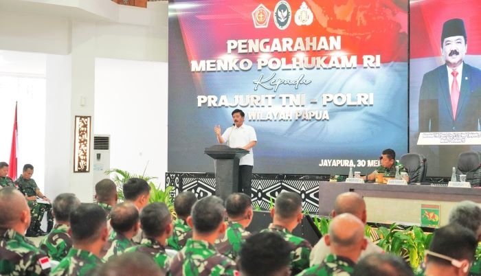 Kunjungi Papua, Menkopolhukam Ingatkan TNI-Polri Jaga Netralitas Pilkada Damai