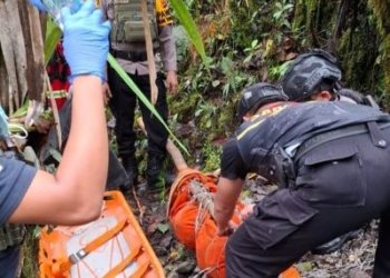 Mayat Terbungkus Selimut Orange Ditemukan di Mile 60 Tembagapura