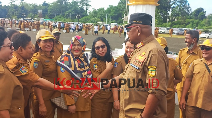 Patuhi Pemendgari, John Rettob Tidak Lakukan Rolling Pejabat