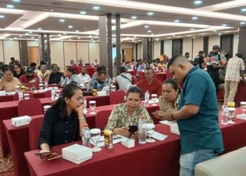 Gallery Foto KPU Mimika Bimtek Penggunaan Aplikasi E-Coklit untuk PPS Tujuh Distrik