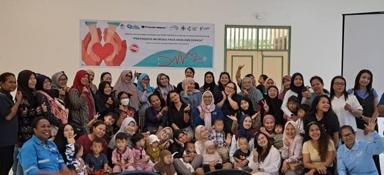 Persatuan Wanita Kuala Kencana Talkshow Pentingnya Imunisasi Anak dan Dewasa