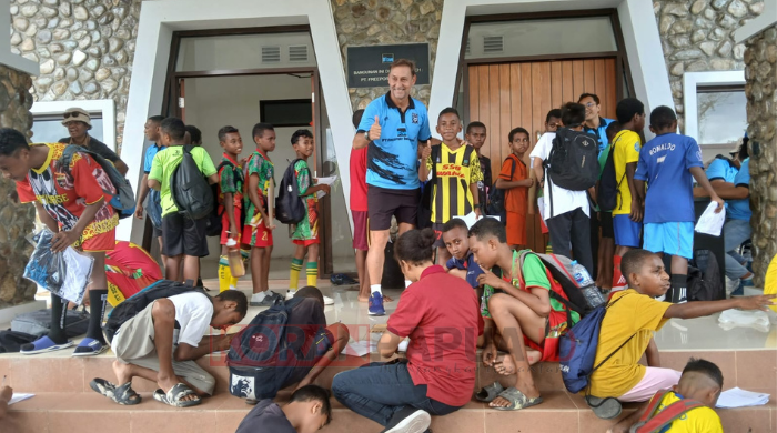 Seleksi PFA Cari Bakat 2024 di Mimika Diikuti Ratusan Anak Usia 13 Tahun