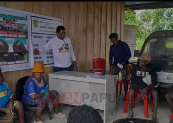 Pemkam Nawaripi Bangun Empat Rumah Percontohan untuk Warga Kamoro