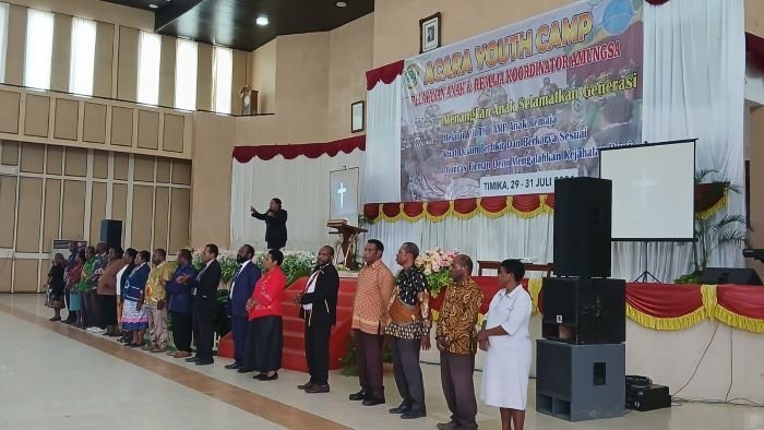 Gallery Foto Pembukaan Youth Camp 2024 di Timika Berlangsung Meriah