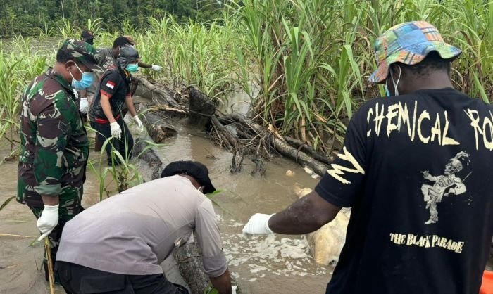 Mayat yang Ditemukan di Kokonau Dievakuasi ke RSUD Mimika, Tidak Ada Identitas dan Sulit Dikenali