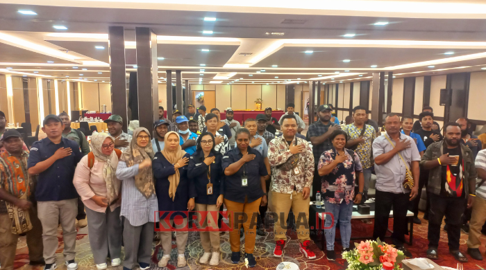 PPD se-Mimika Bimtek Pertanggungjawaban Penggunaan Dana Tahapan Pemilihan, Lukas: Harus Benar dan Tepat Waktu