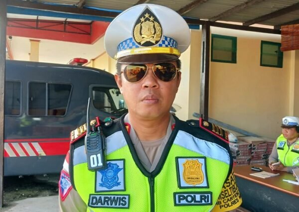 Pacu Motor Kecepatan Tinggi, Tabrak Pembatas Jalan Menyebabkan Iqbal dan Imran Meninggal Dunia