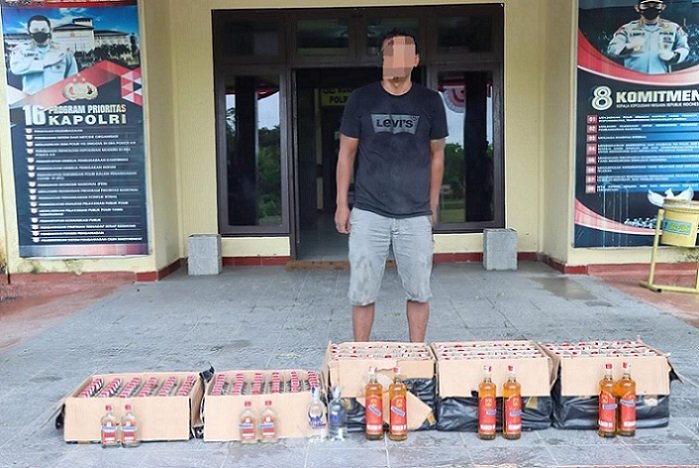 Polisi Gagalkan Penyelundupan Ratusan Botol Miras Berbagai Merek ke Wamena