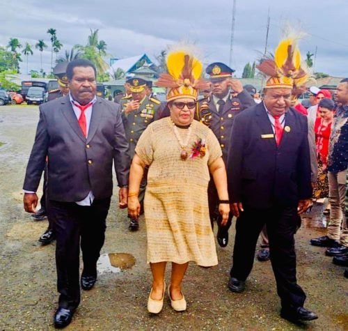 Pemuda Katolik Apresiasi Pj Gubernur Ribka Haluk Kenakan Rajutan Mama Papua di HUT RI ke 79