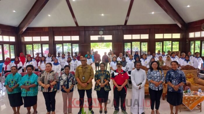 Puluhan Kader Posyandu di Timika Dilatih Mengolah Makanan Bergizi Berbahan Lokal