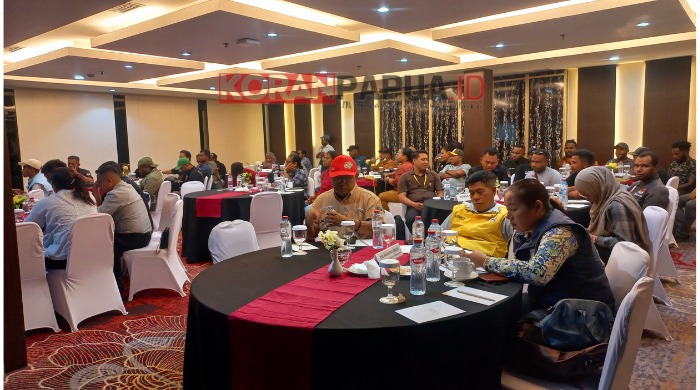 KPU Mimika Rakor Tanggapan Masyarakat, Budiono: Ada Tiga Distrik yang Sampaikan Data Pemilih Tidak Valid