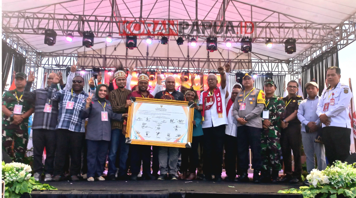 Deklarasi Pilkada Damai di Mimika, ‘Kita Boleh Berbeda Pilihan Tapi Persatuan Harus Tetap Dijaga’