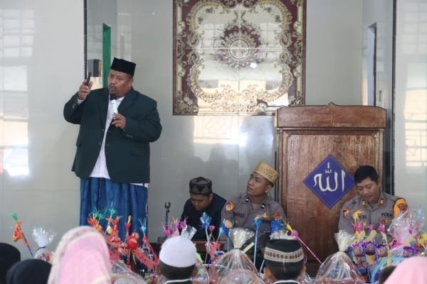 Polres Mimika Peringati Maulid Nabi Muhammad 1446 H Bersama Anak-Anak Yatim Piatu