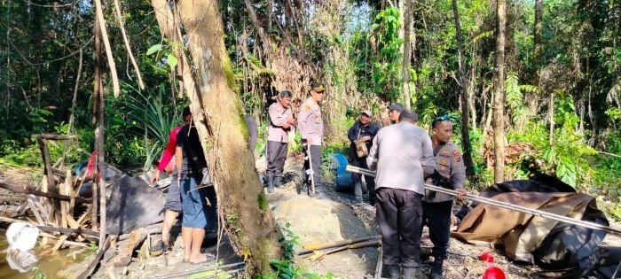 Gerebek Tempat Penyulingan Sopi, Polisi Amankan Enam Buah Alat Penyulingan
