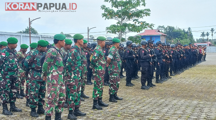 KPU Sukses Gelar Debat Perdana Paslon Bupati-Wakil Bupati Mimika, 320 Personel TNI-Polri Diturunkan Amankan Lokasi